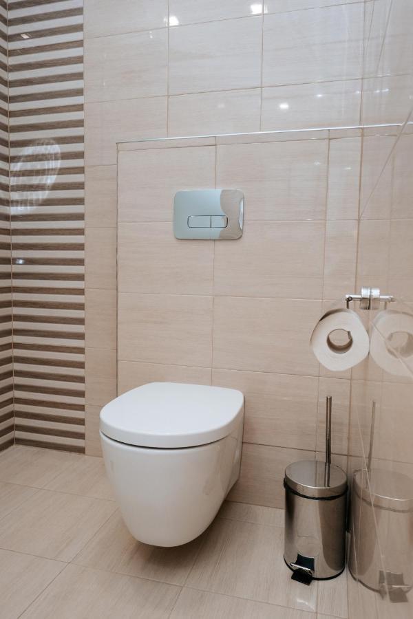 Hotel Tundzha - Renovated! Yambol Buitenkant foto